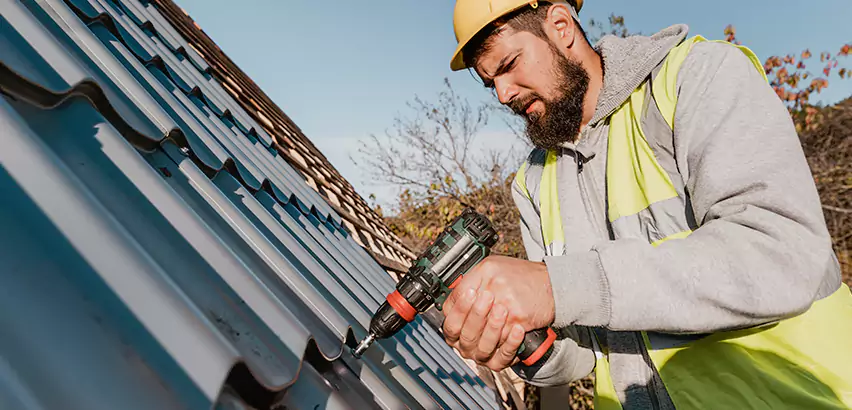 Professional Standing Seam Metal Roofing Services in Kirkland, WA