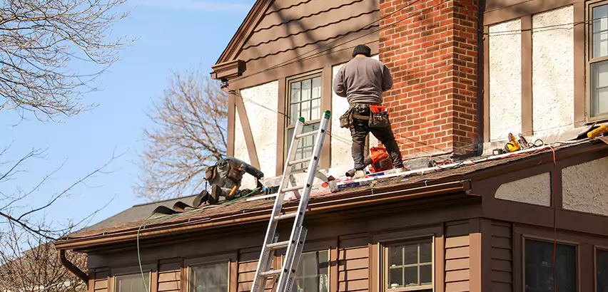 Roof Siding Trim Repair in Kirkland