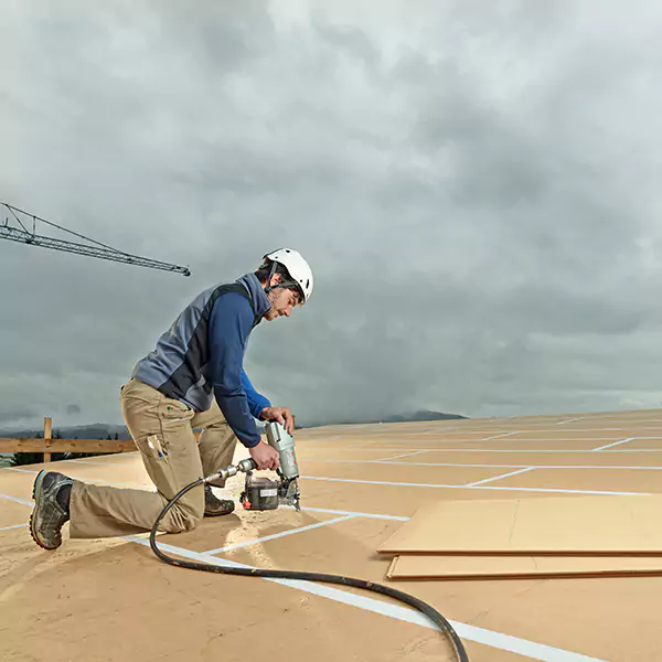 Why Kirkland Business Owners Choose Kirkland Roofing Pro for Roof Replacement?