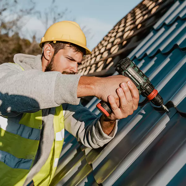 Why Kirkland Property Owners Choose Kirkland Roofing Pro for Metal Roof Replacement?