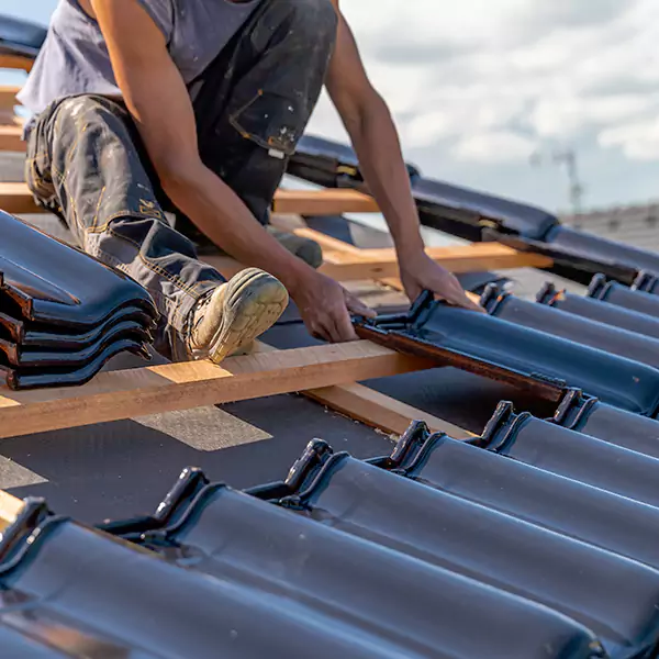 Why Kirkland Homeowners Choose Kirkland Roofing Pro for Roof and Gutter Repair?