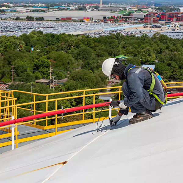 Why Kirkland Roofing Pro Is Kirkland's Trusted TPO Roofing Team?